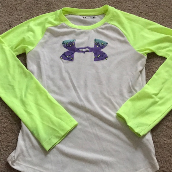 Under Armour Other - Girl’s Under Armour shirt size 6